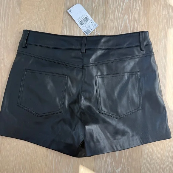 Mango Leather Effect Shorts New with Tags micro short $70 est retail size 2 - Picture 6 of 8